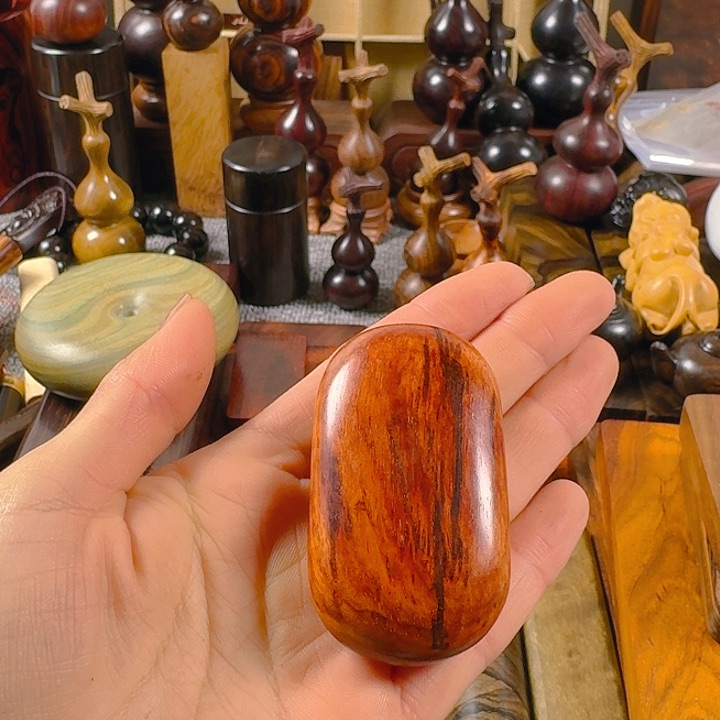 檀香紫檀（小叶紫檀）我**家