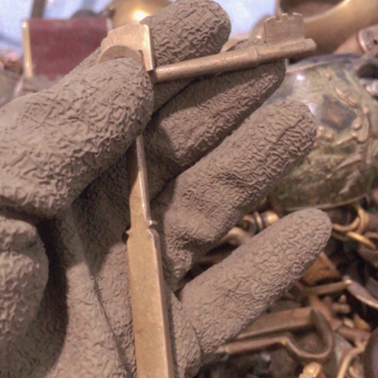 h***l闪电购铜摆件工艺品