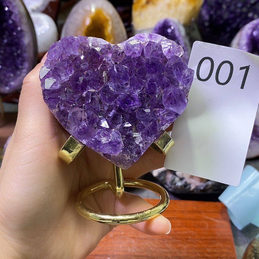珠宝半成品未镶嵌紫晶