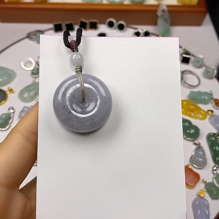 翡翠项链未镶嵌？***饼面包扣