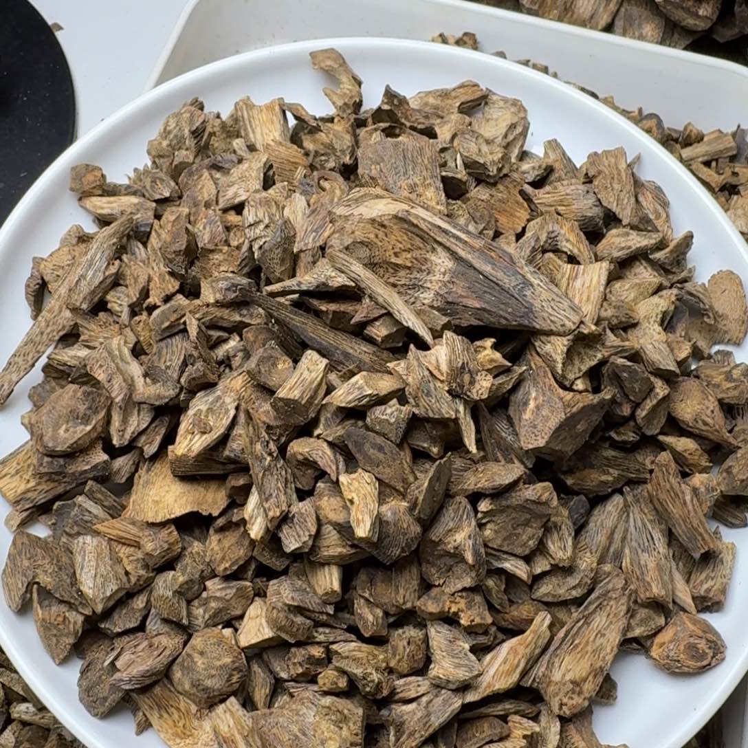 沉香碎屑沉香绿棋树丁100克