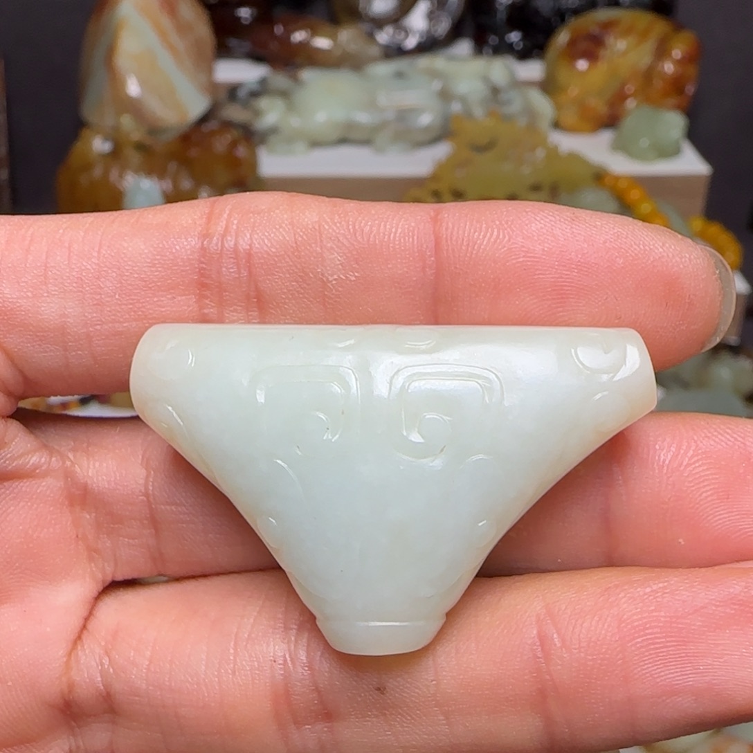 三***@和田玉未镶嵌挂件