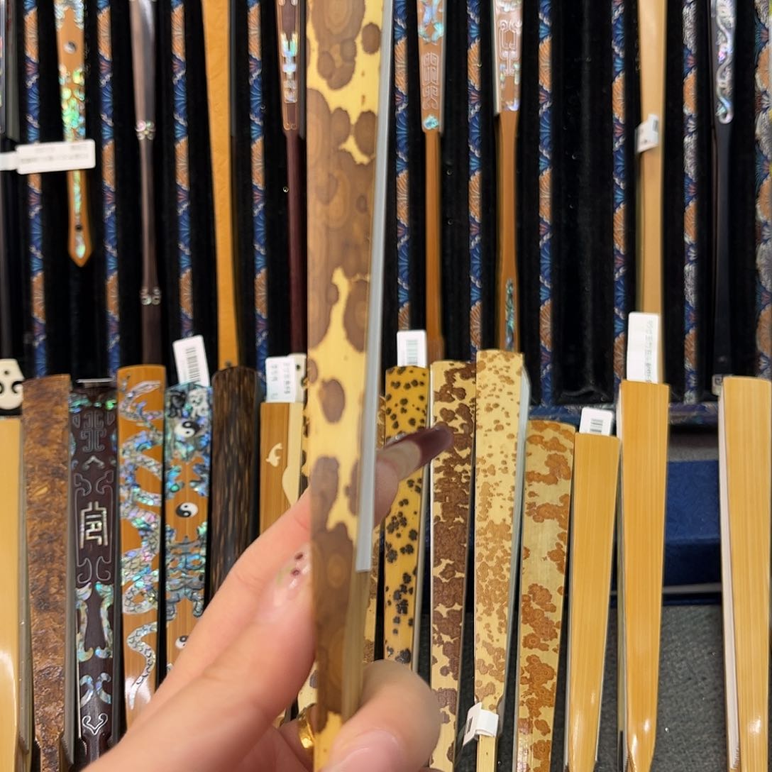 扇子熊*恭喜发财恭喜发财