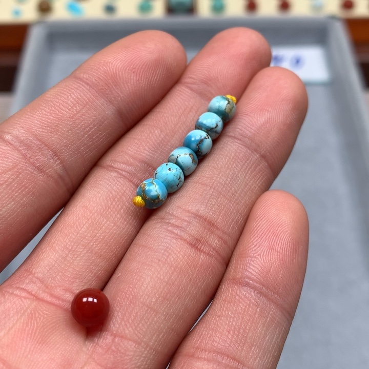 南红玛瑙配饰未镶嵌