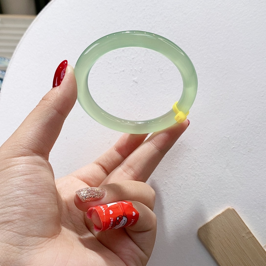 手镯玛瑙/玉髓未镶嵌51.6