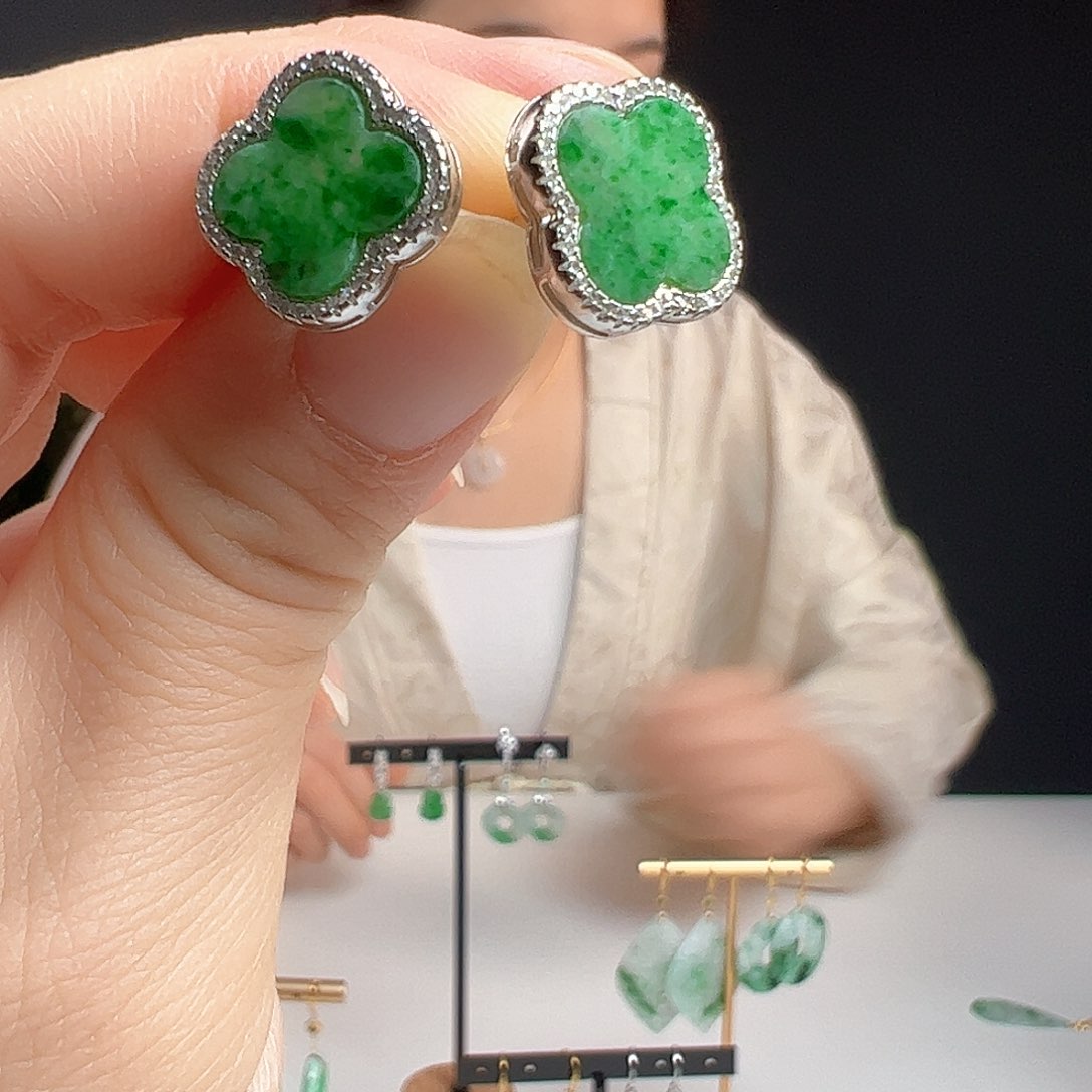 翡翠银S925镶嵌耳饰天然翡翠
