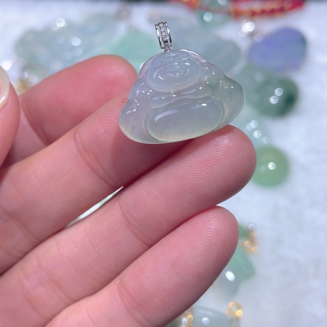 翡翠18K金镶嵌颈饰翡翠