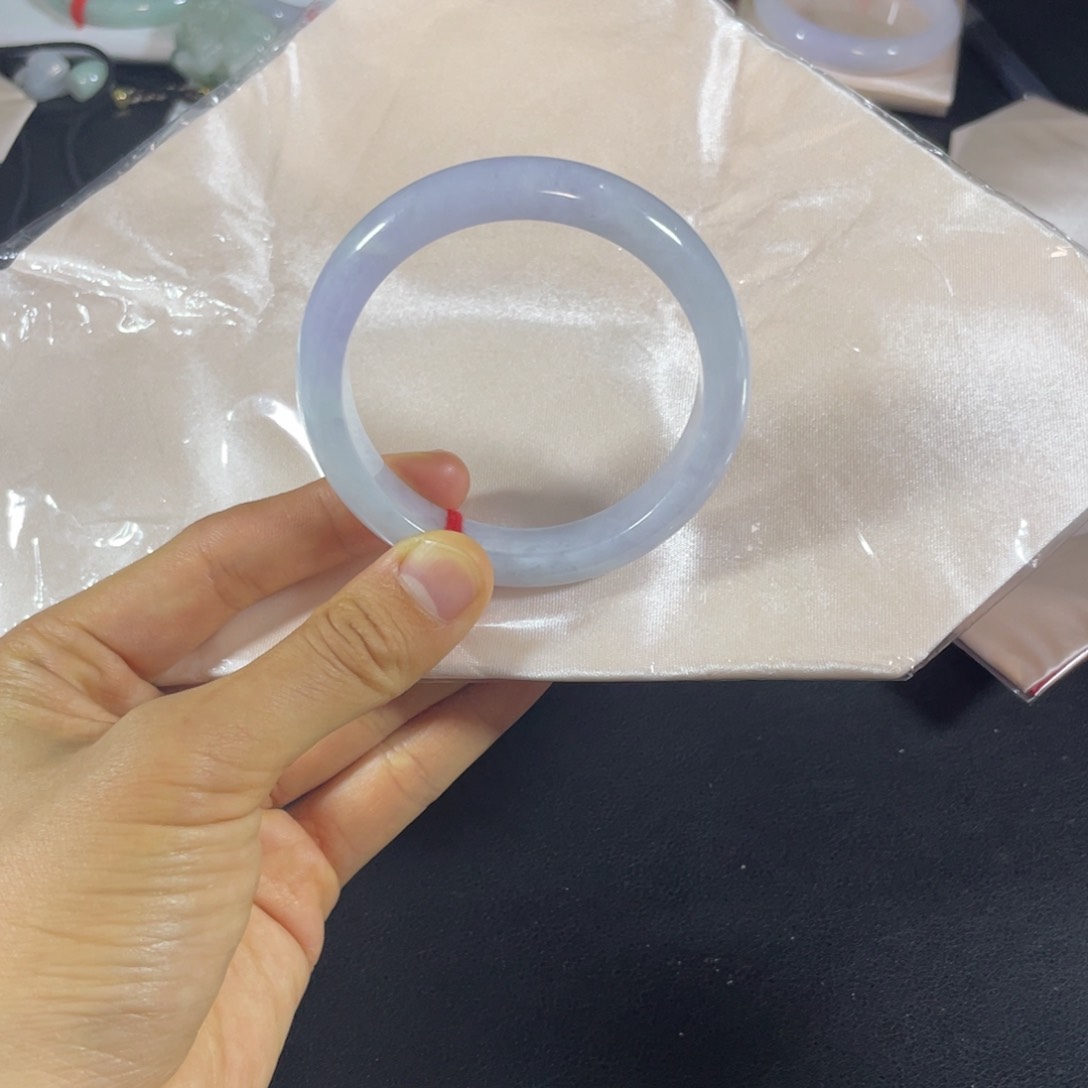 未镶嵌手镯翡翠天然翡翠手镯