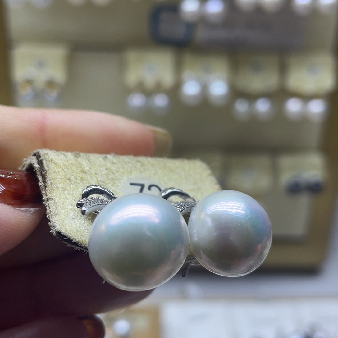 银S925镶嵌耳饰淡水珍珠