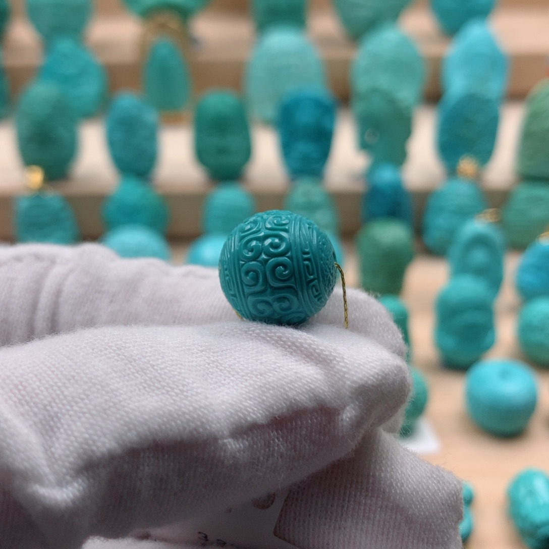 绿松石配饰未镶嵌