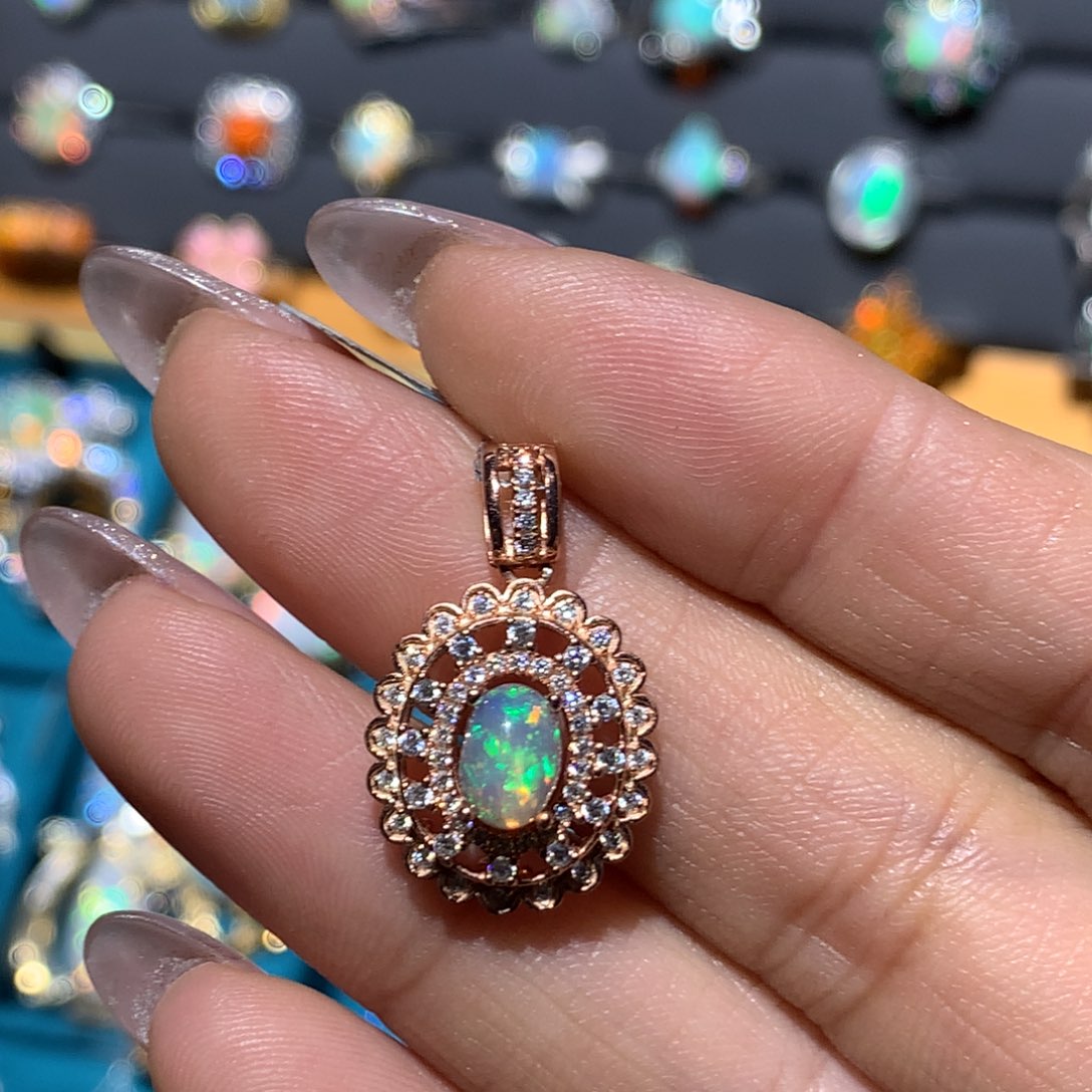 欧泊福利吊坠银S925镶嵌