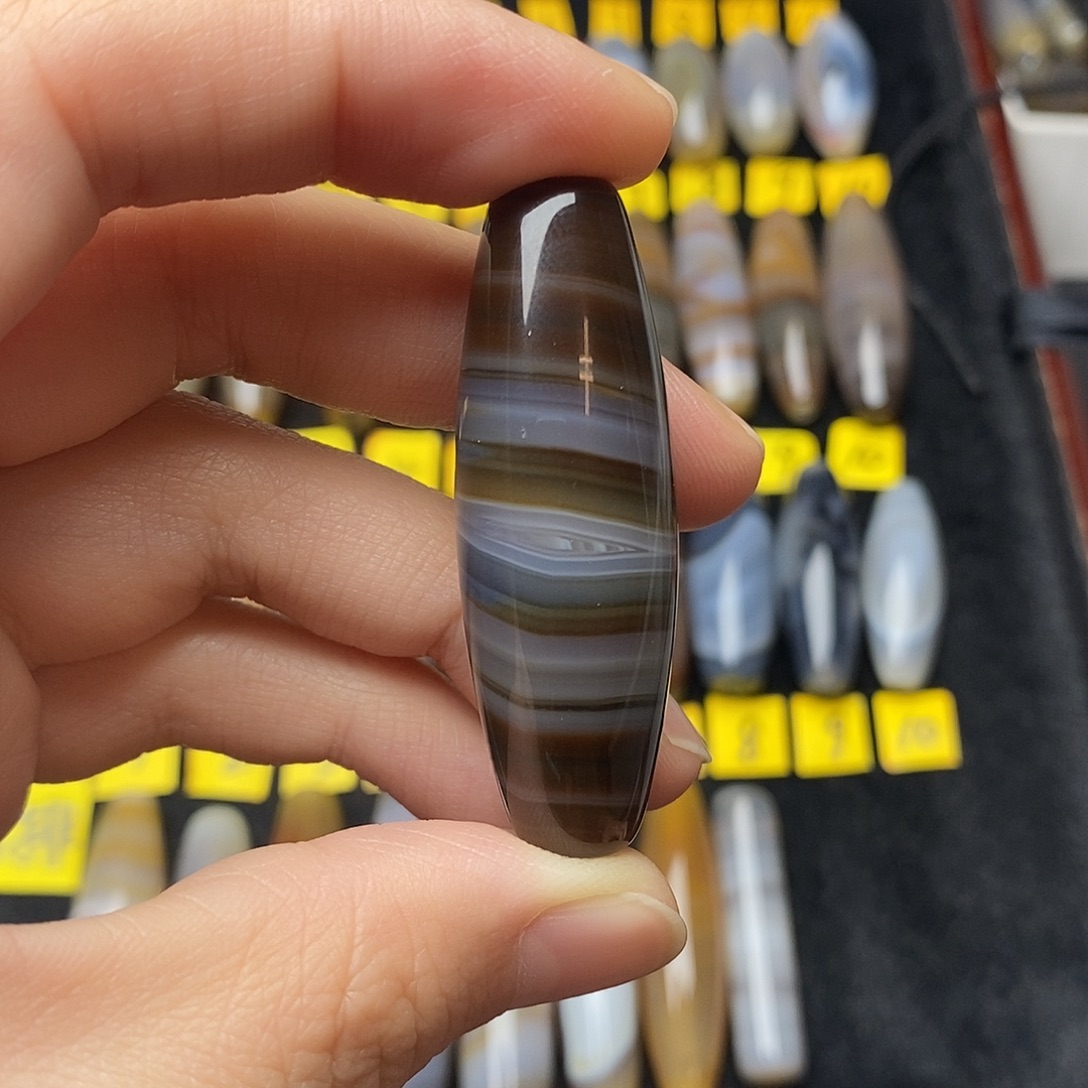 紫***来玛瑙/玉髓未镶嵌颈饰