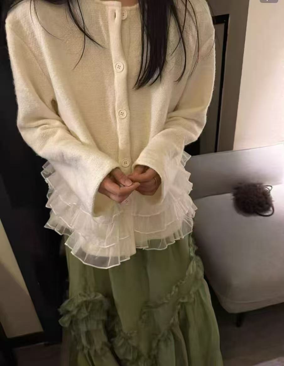 韩版显瘦正肩上衣女圆领蕾丝花边针织开衫毛衣