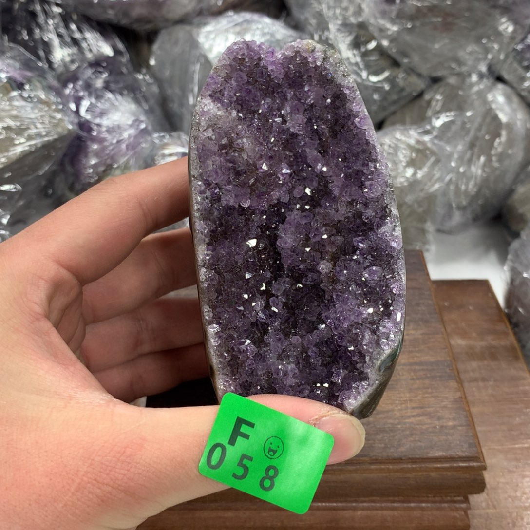 紫晶大型摆件（非配饰）未镶嵌