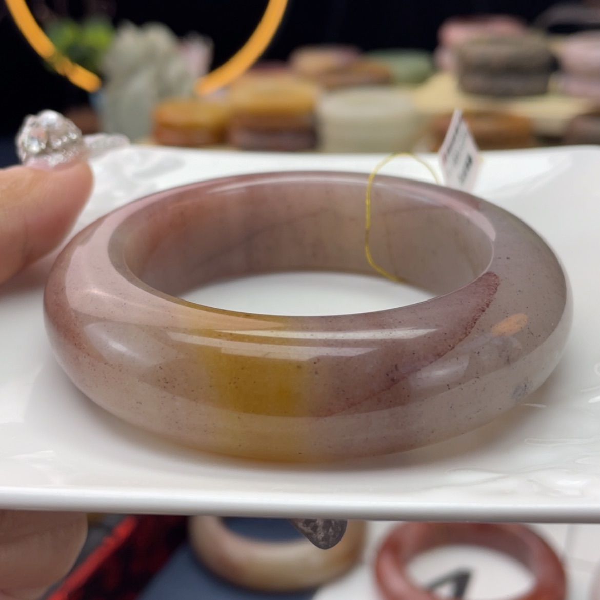 【闪购商品】石英质玉手镯未镶嵌人****财