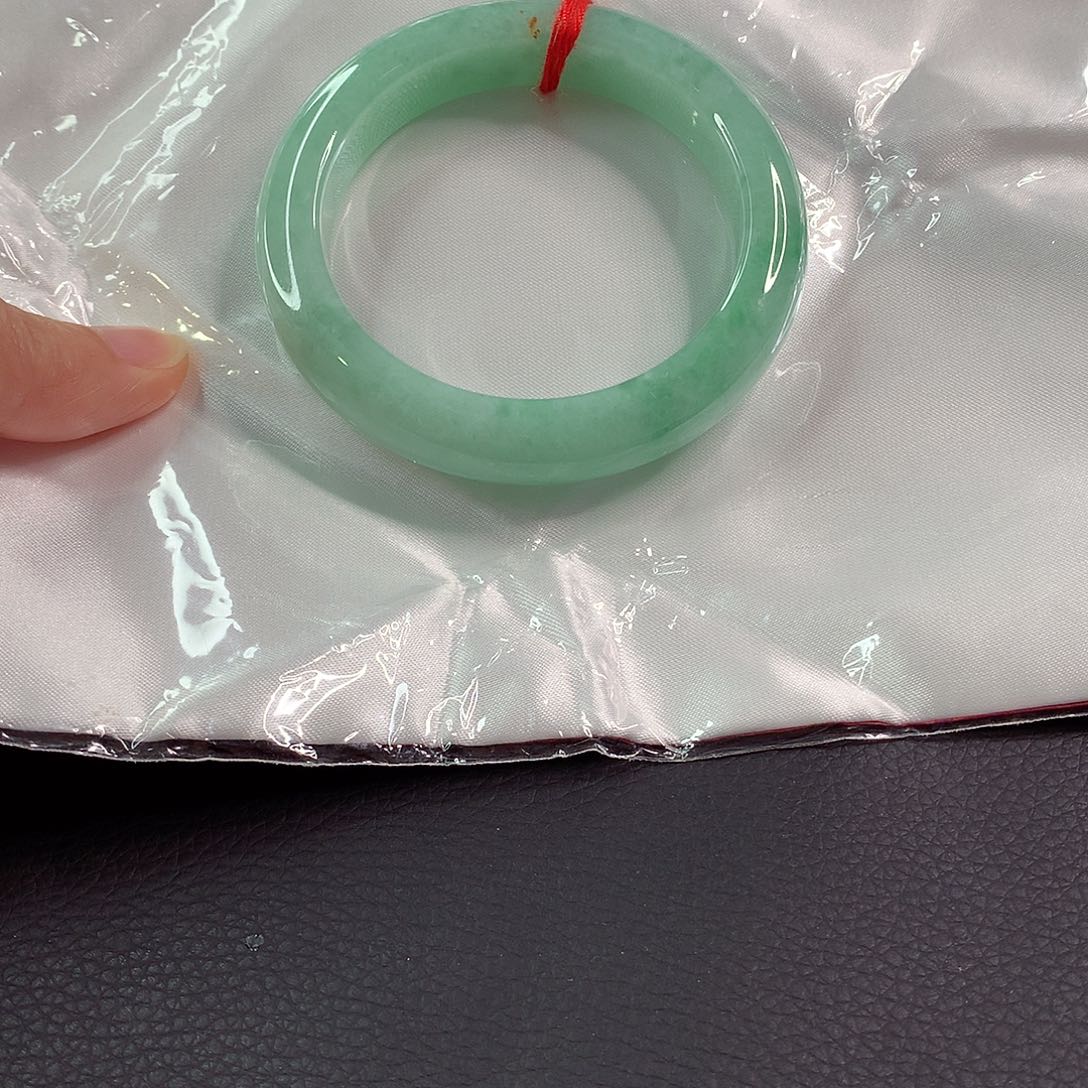 翡翠手镯未镶嵌翡翠手镯55.6