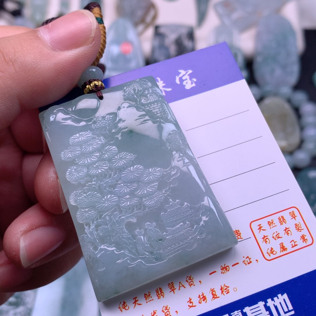 翡翠未镶嵌颈饰翡翠