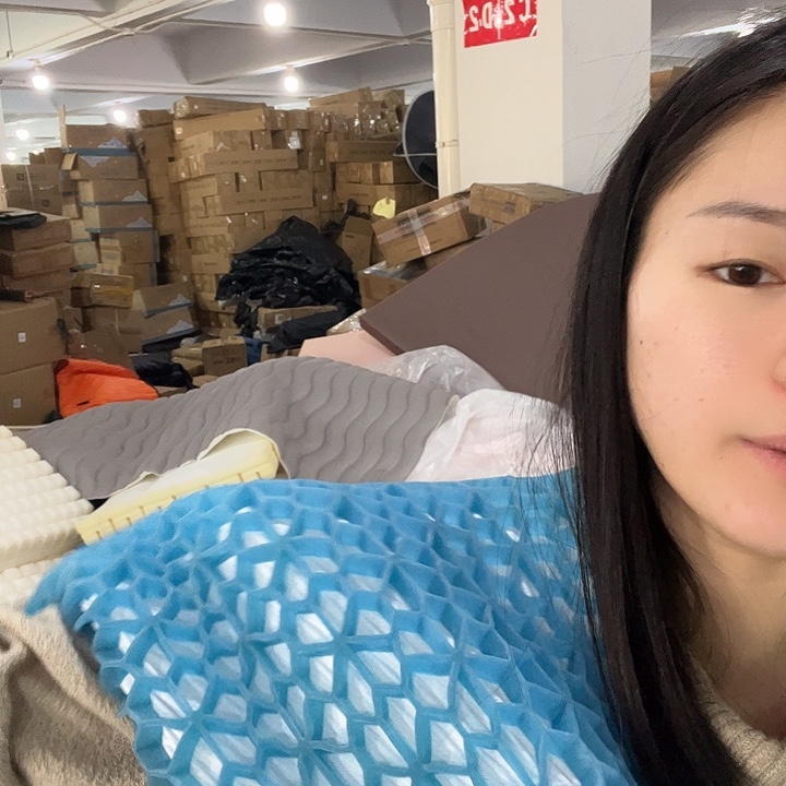 蓝色垫子99啦啦啦