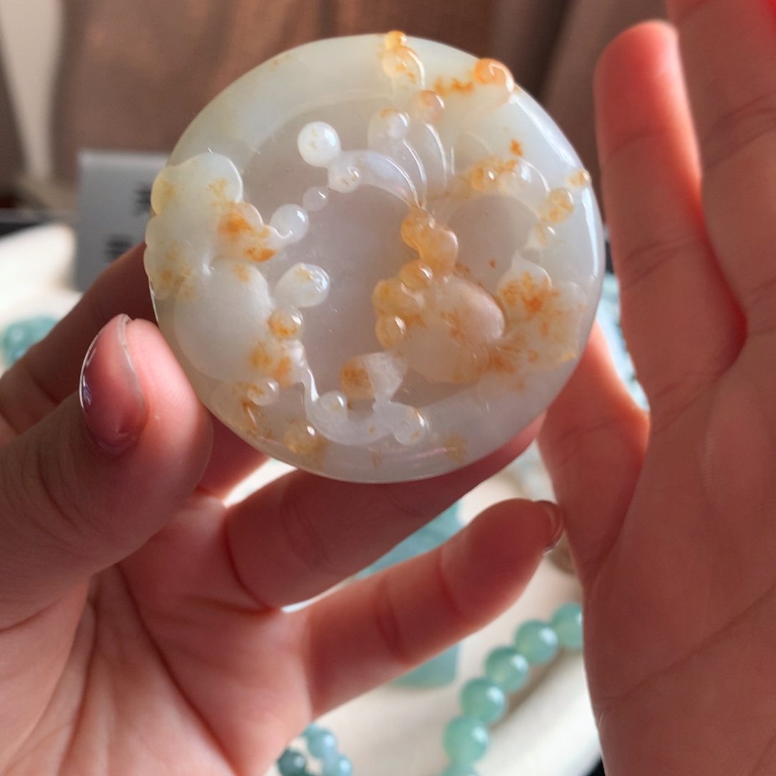 翡翠未镶嵌吊坠(赠链)翡翠