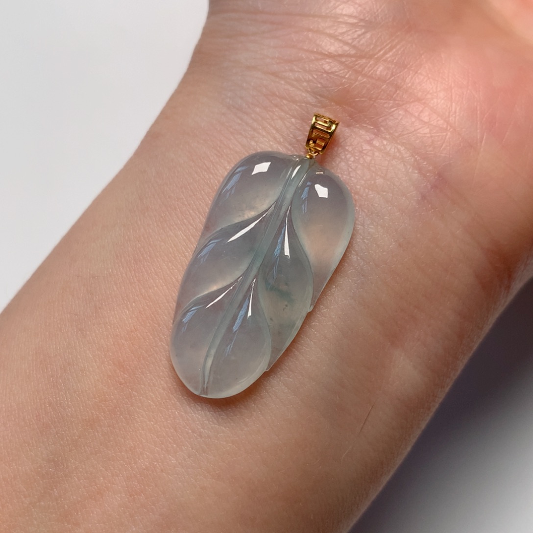 翡翠颈饰18K金镶嵌林*?叶子