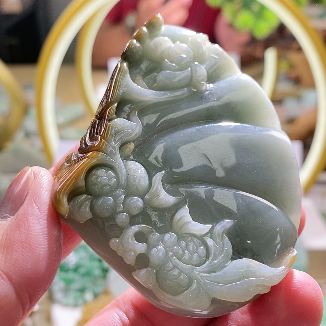 【闪购商品】翡翠颈饰未镶嵌111111111111
