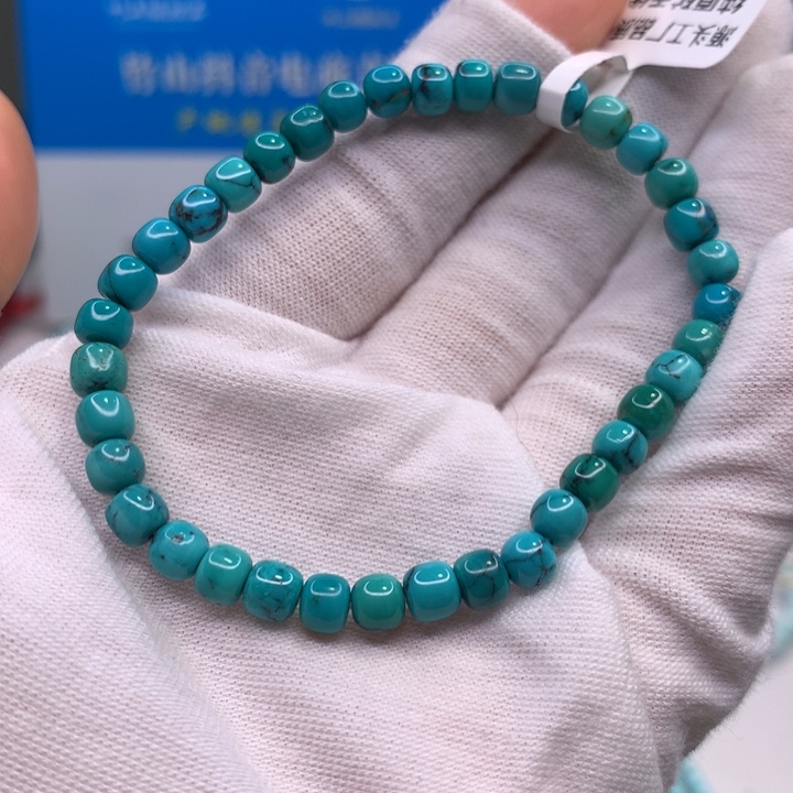 绿松石配饰未镶嵌大****）