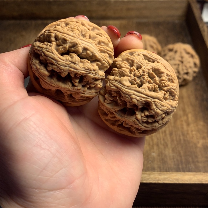 文玩核桃吊坠爽*粗筋