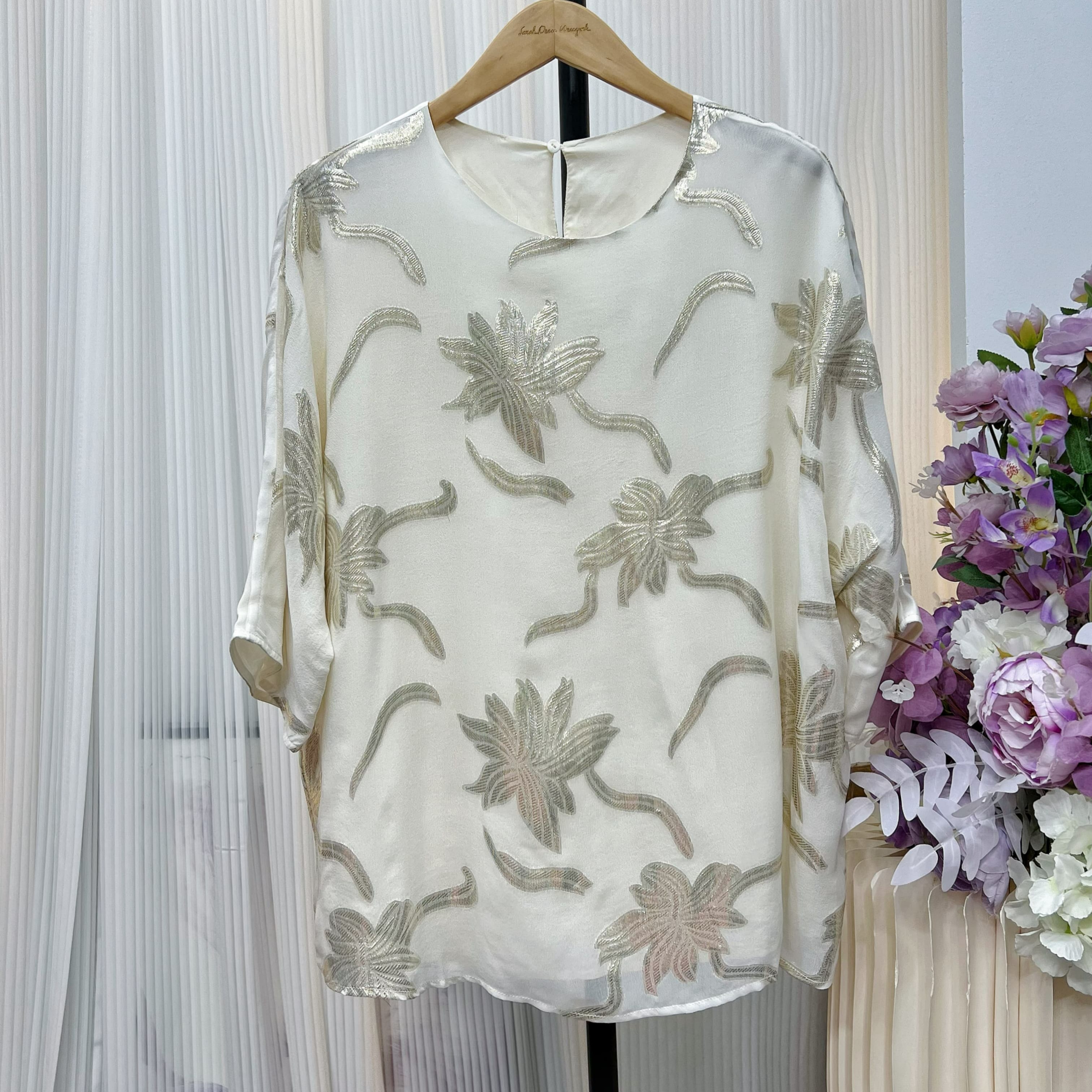 【萨拉迪恩】桑蚕丝绣花上衣高档大气时尚女装气质