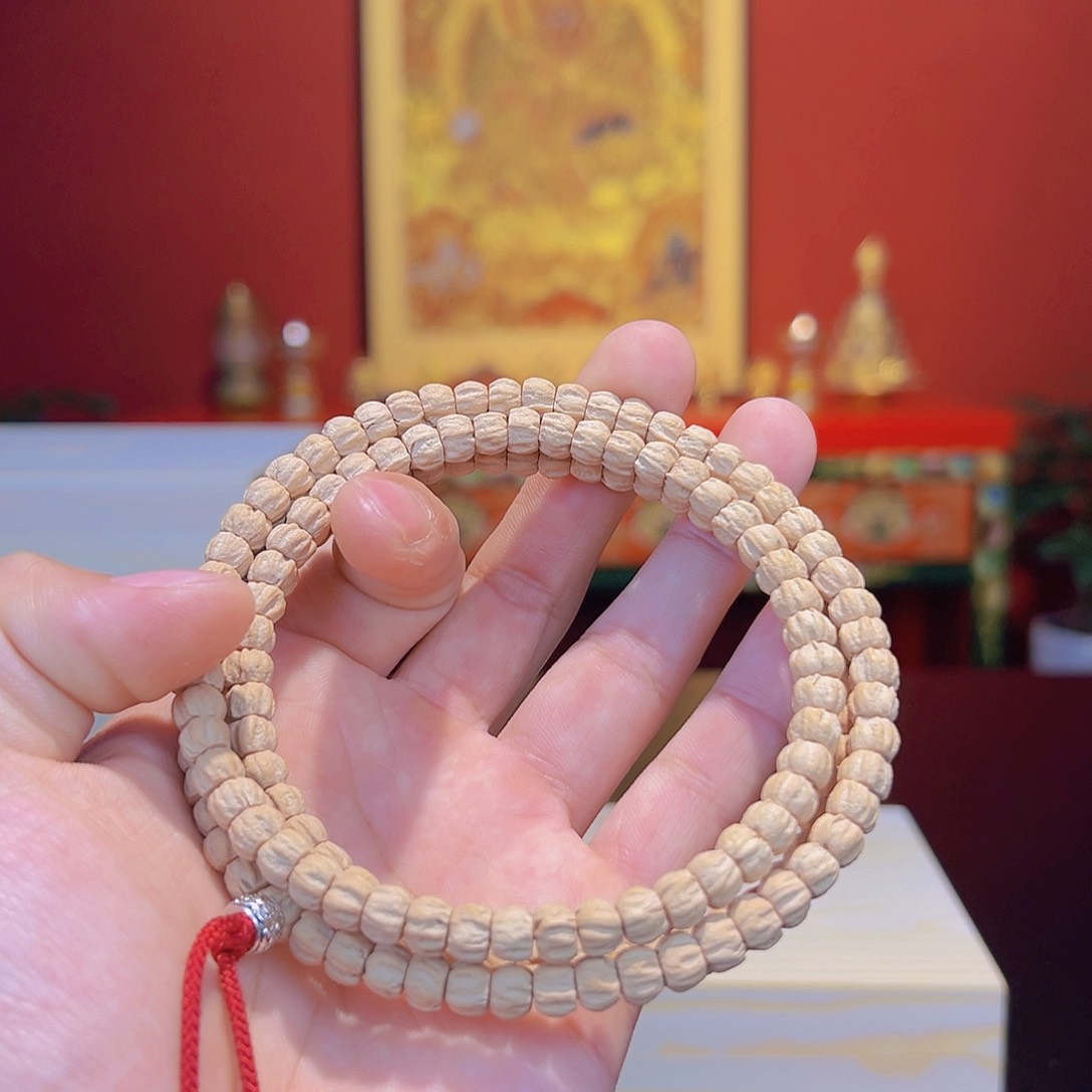 柏香籽/百香籽吊坠全****?