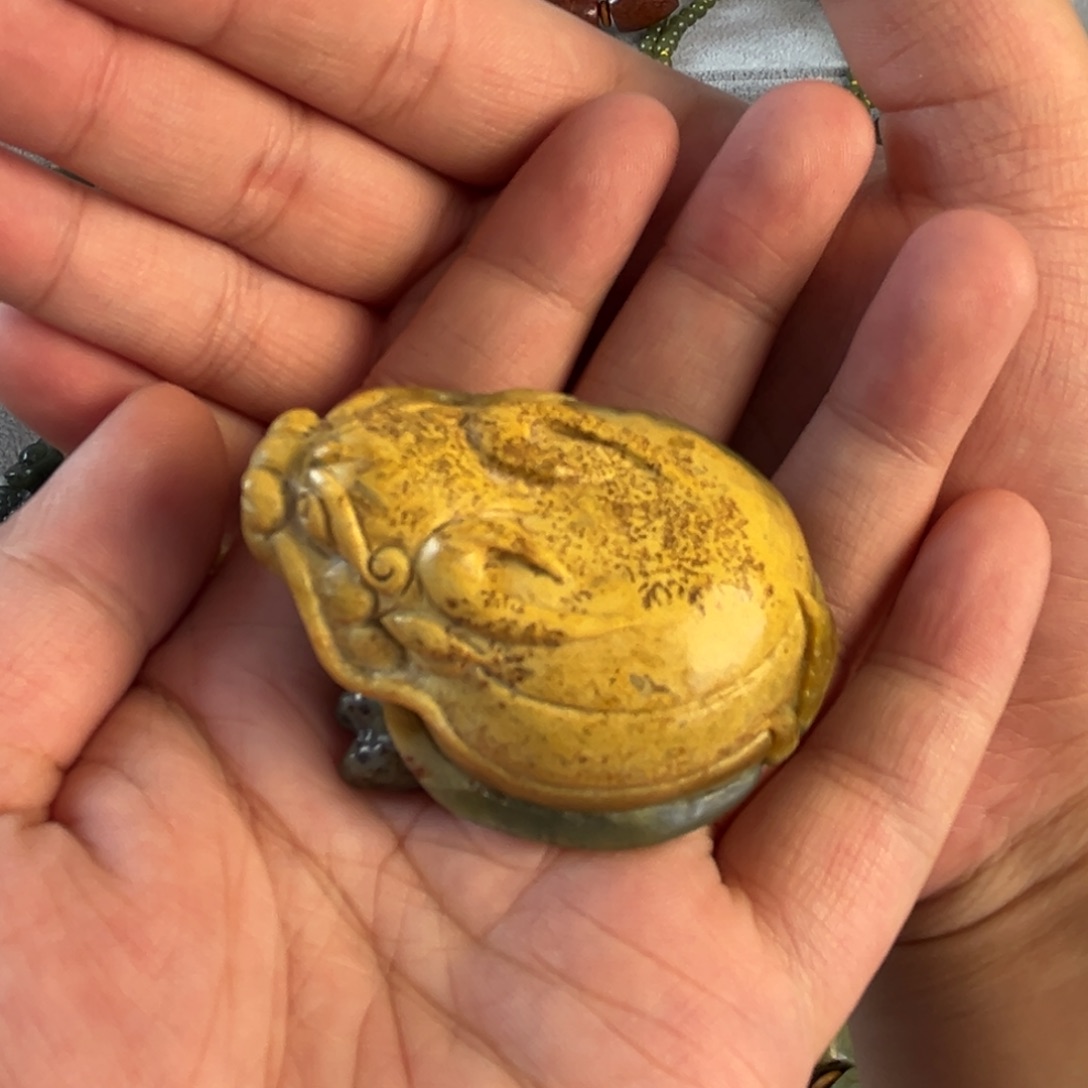 岫岩河磨玉（透闪石质玉）把件未镶嵌用****家