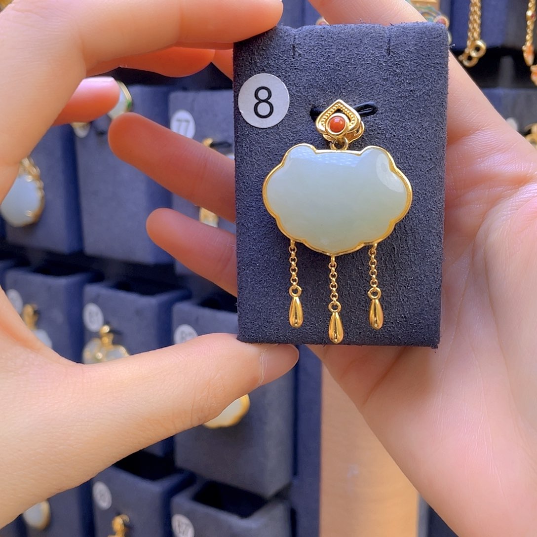 和田玉颈饰银S925镀金镶嵌