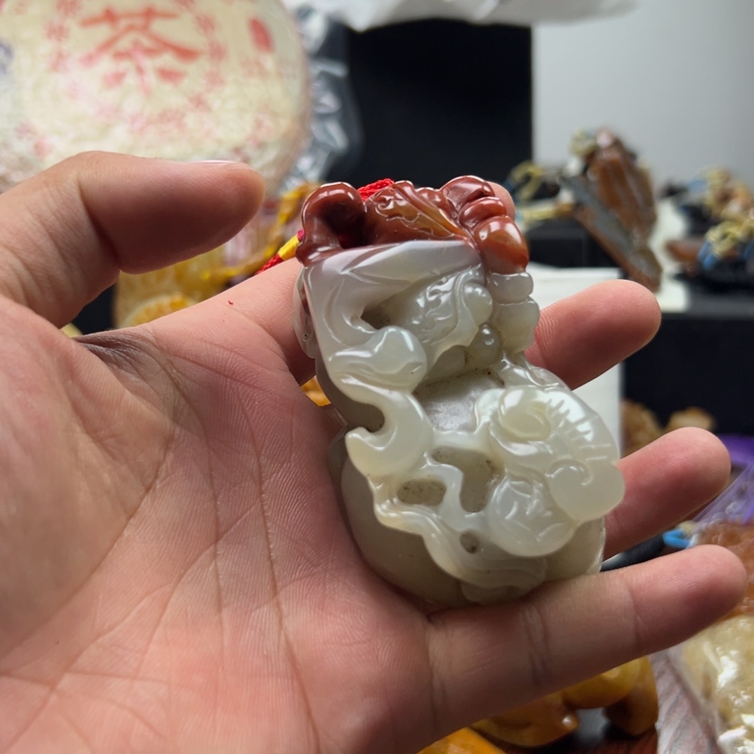 石英质玉（黄龙玉）未镶嵌多选发其一