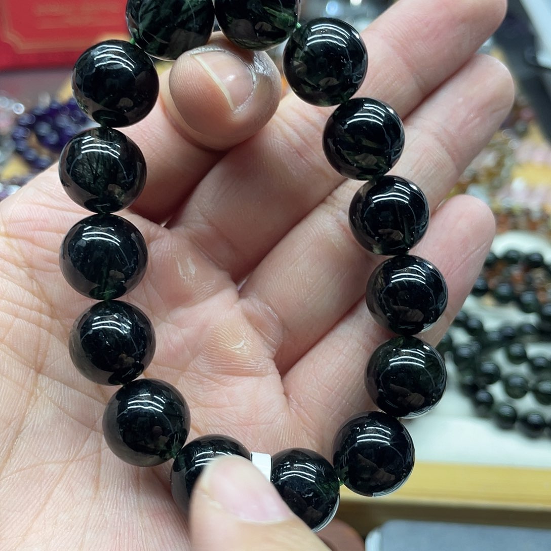 水晶手串未镶嵌天然