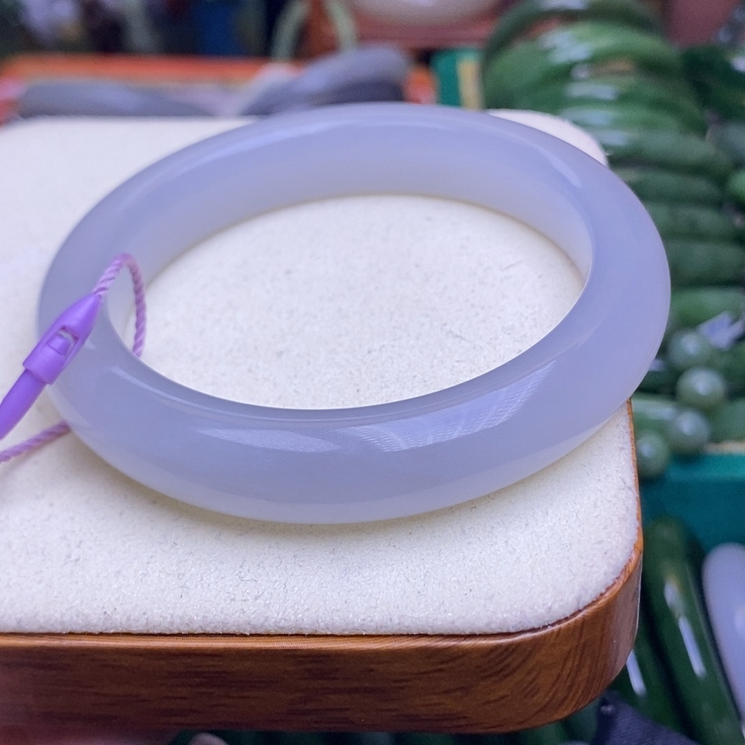 未镶嵌手链和田玉烟紫老料冰底手镯55.