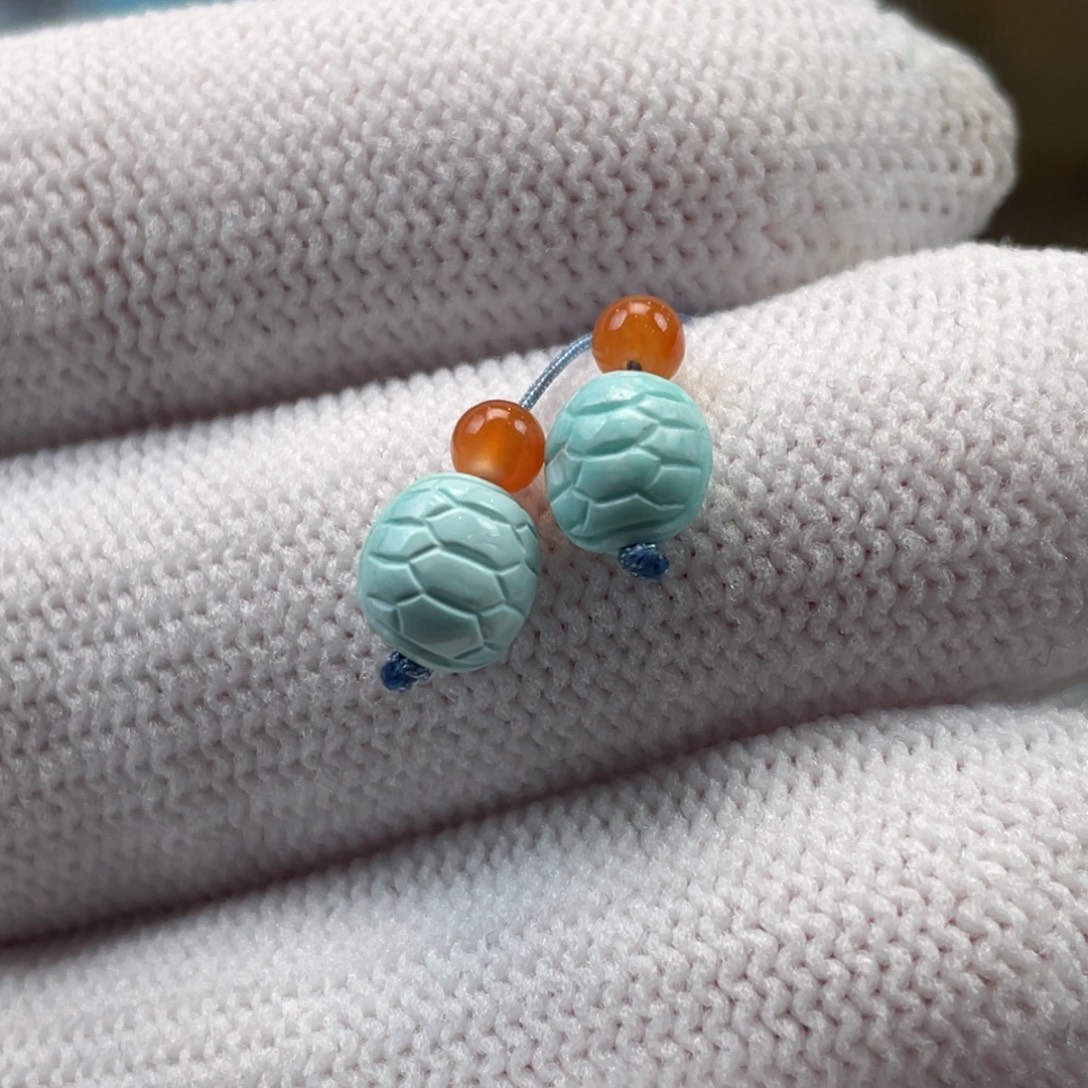 绿松石未镶嵌挂件