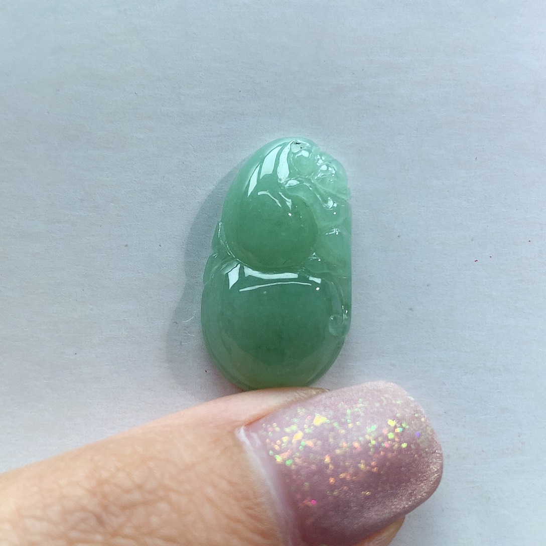 翡翠颈饰未镶嵌葫芦