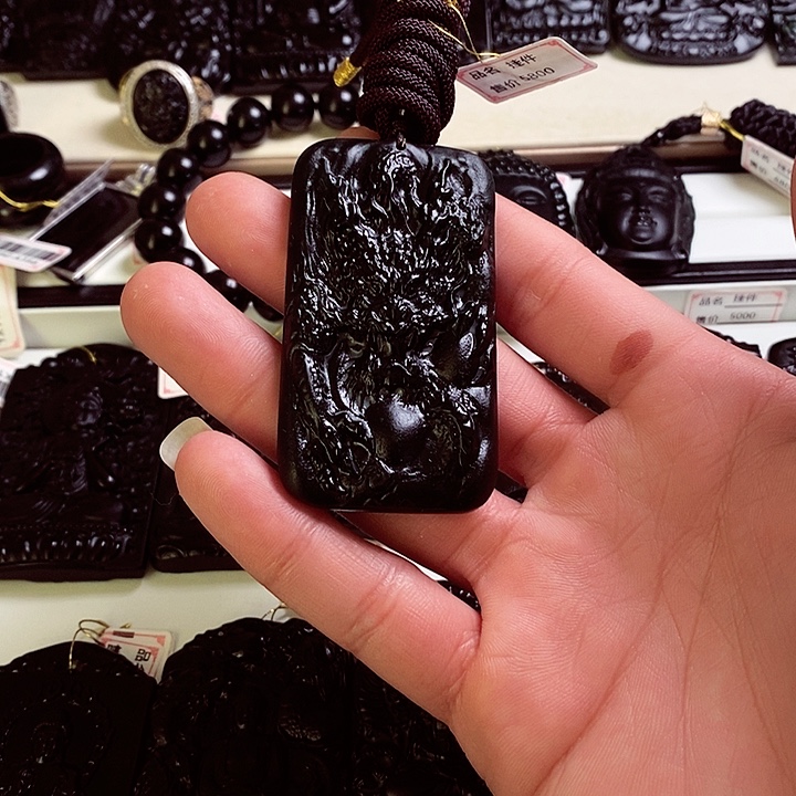 天然缅料a货 钢琴黑龙牌a284