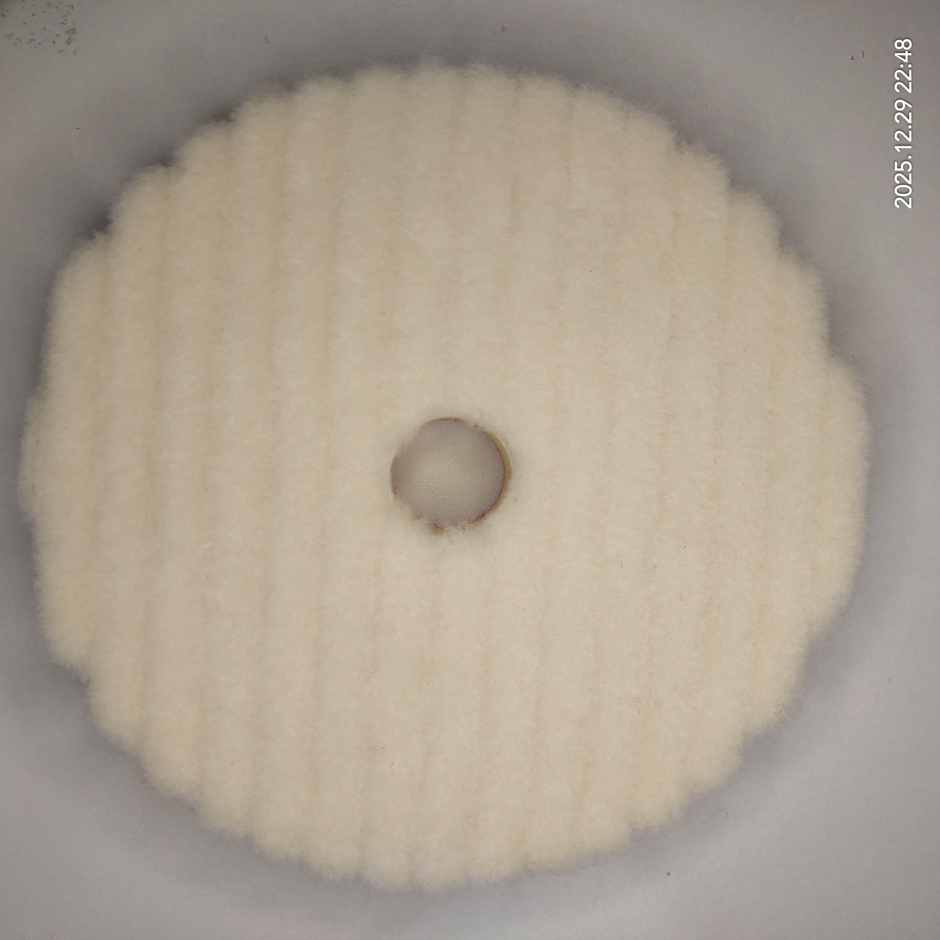 短羊毛自粘式斜边汽车美容抛光盘