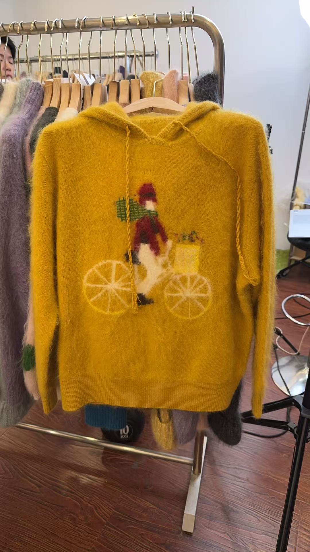 左佐羊绒100%山羊绒拉绒圣诞款连帽休闲打底