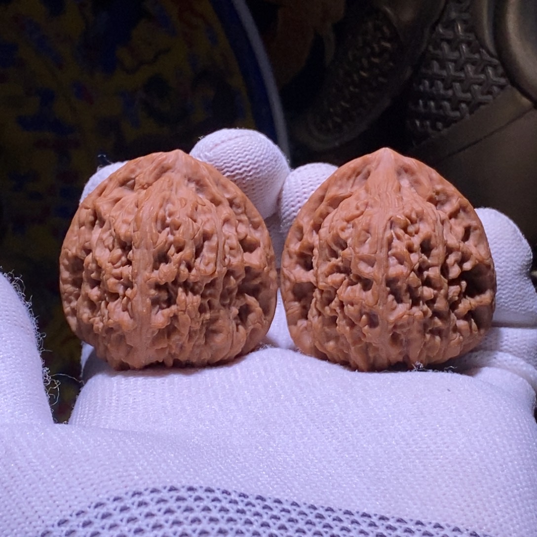 文玩核桃把件全品42南疆石 42 41 41