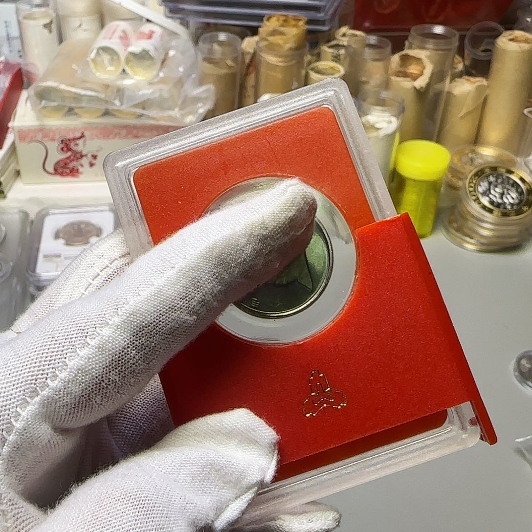 合金毛爷爷精制币人行盒福利