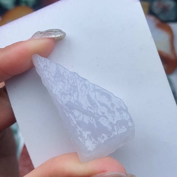 翡翠颈饰未镶嵌天然