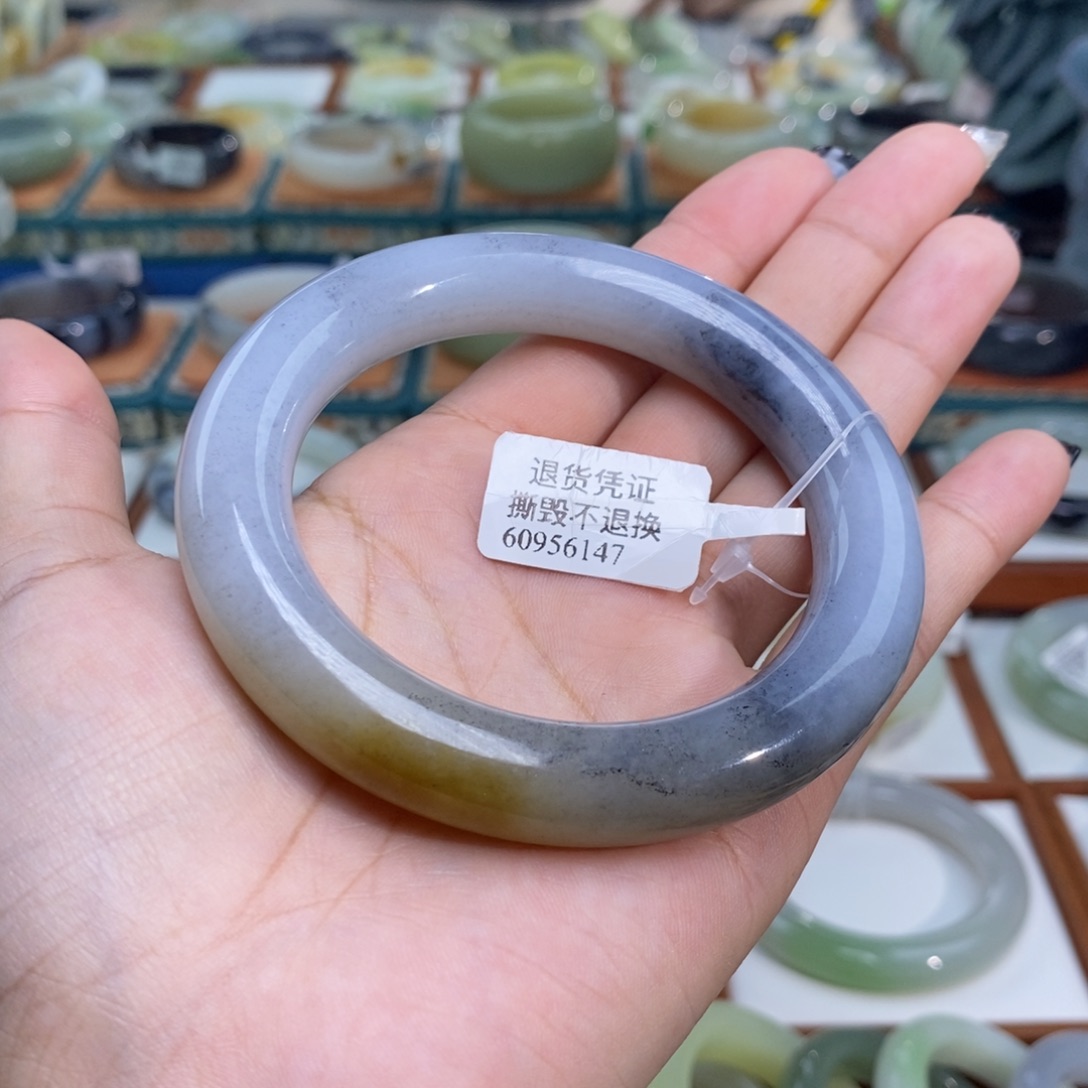 和田玉未镶嵌手镯和田玉楼兰三色籽青花5859