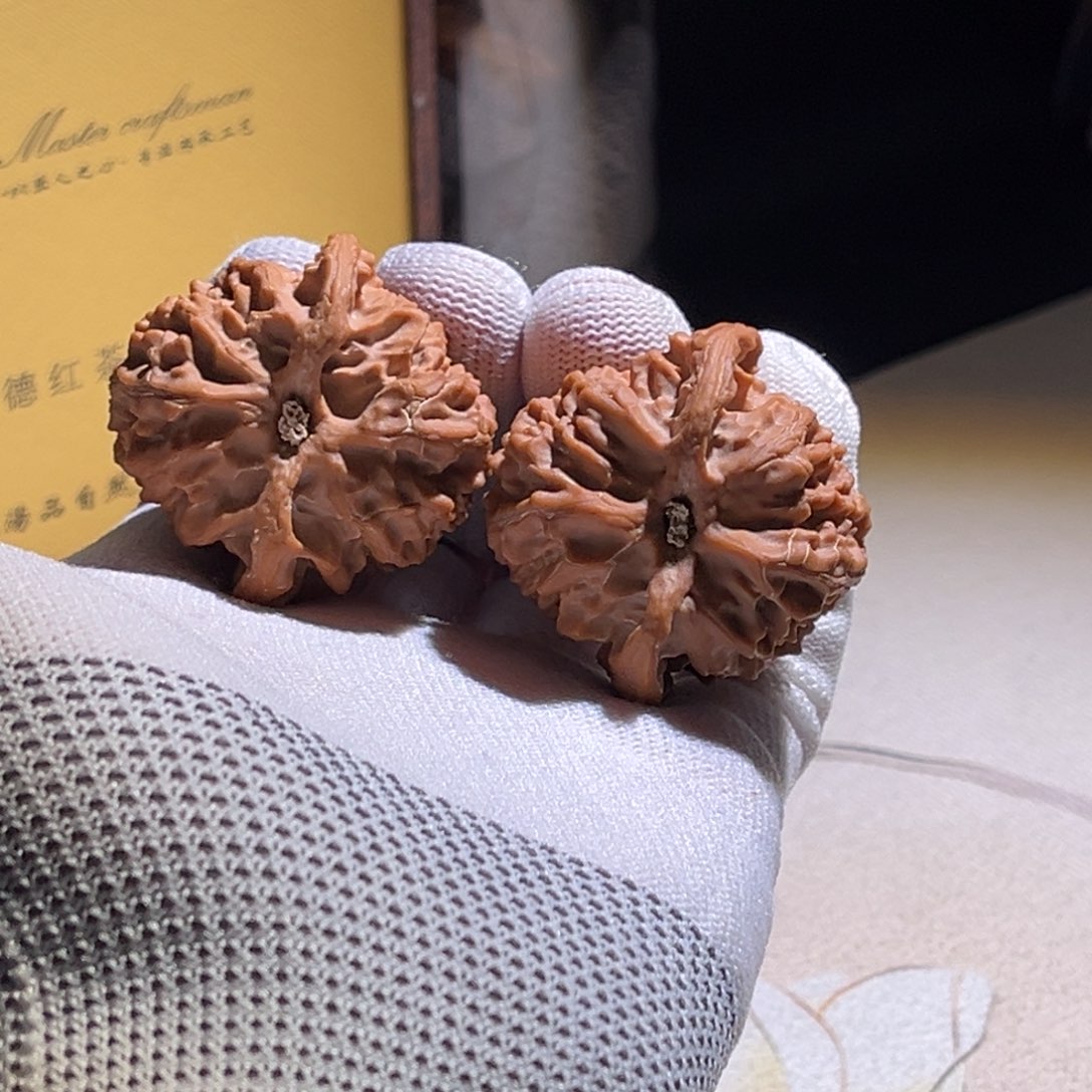 ****周品过呀苹果园苹果园 