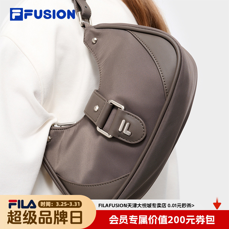 FILA斐乐正品女款街头简约时尚单肩休闲包百搭轻便潮流运动包挎包