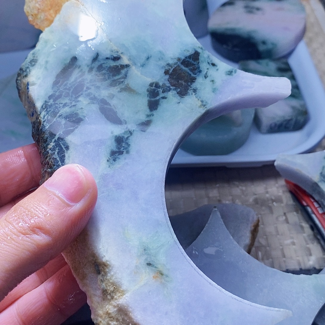 翡翠未镶嵌颈饰555