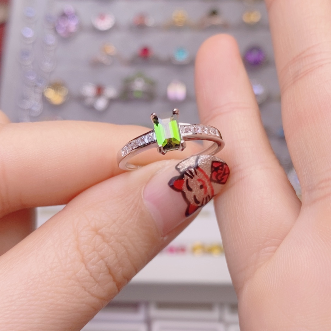 奈***米碧玺戒指银S925镶嵌