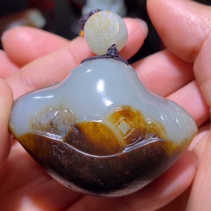 和田玉（子料）未镶嵌颈饰