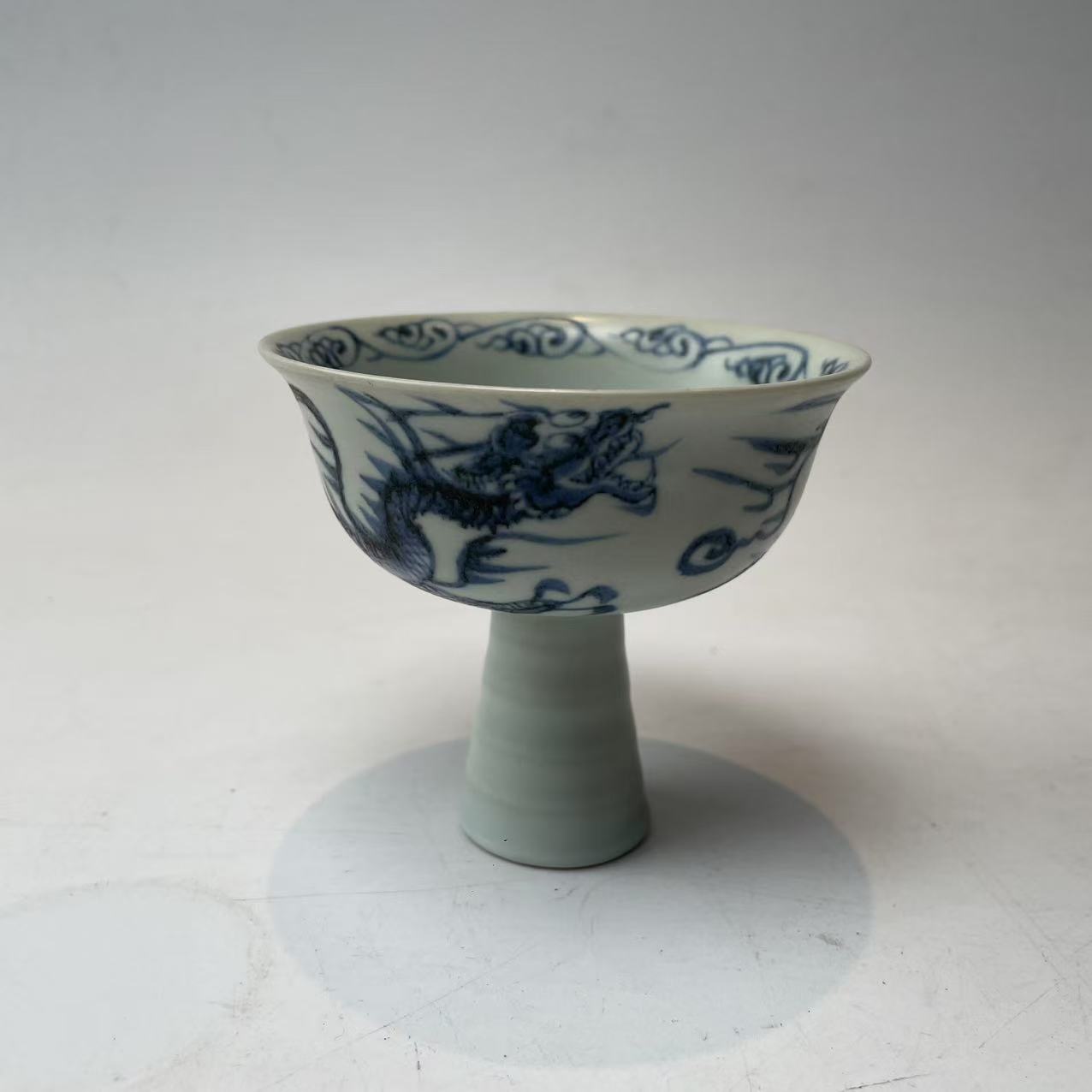 青花龙纹高脚杯BY00X0223