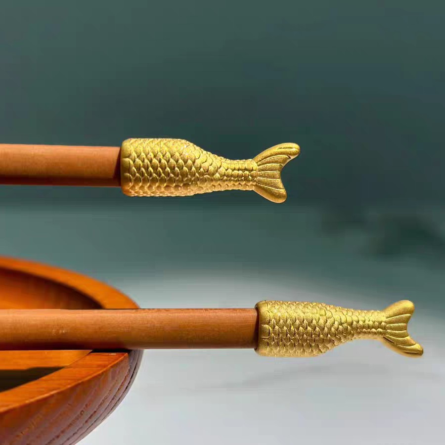 【创隆黄金】999足金黄金年年有鱼鱼尾筷子套摆件